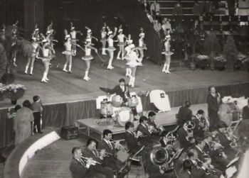 Concert du 11 novembre 1982 au Cirque d'Amiens Concert du 11 novembre 1982 au Cirque d'Amiens